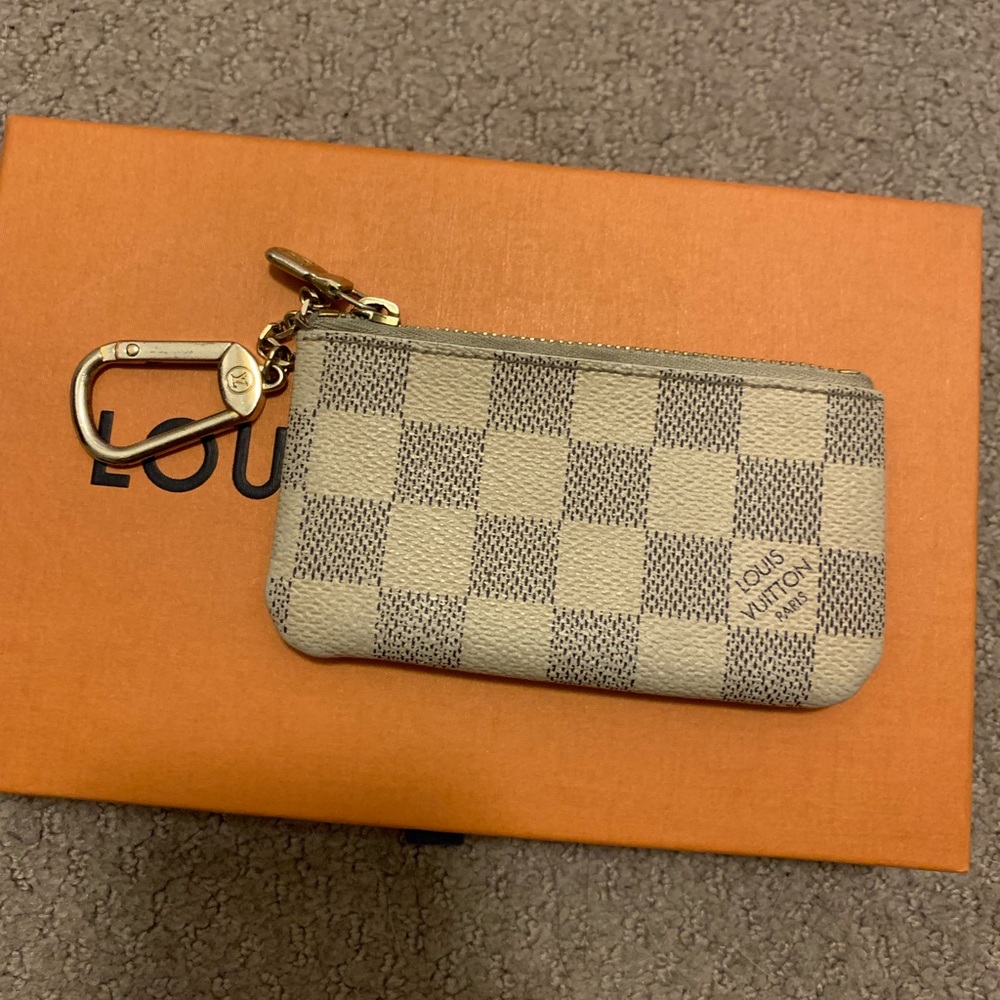 Louis Vuitton Card holder Keychain